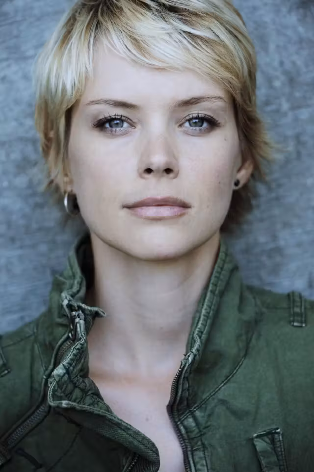 Andrea Osvárt  Photoshoot
