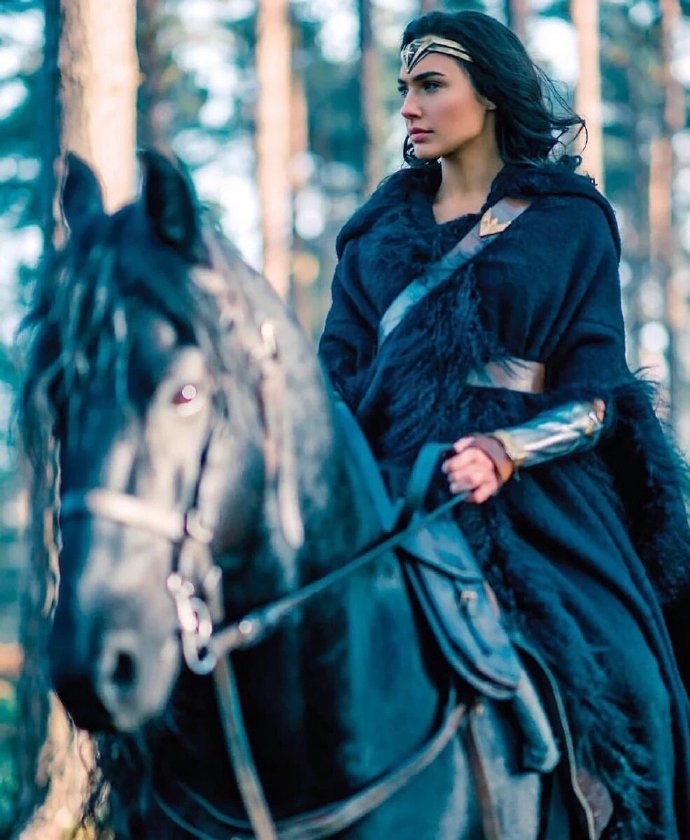 Gal Gadot  Photoshoot