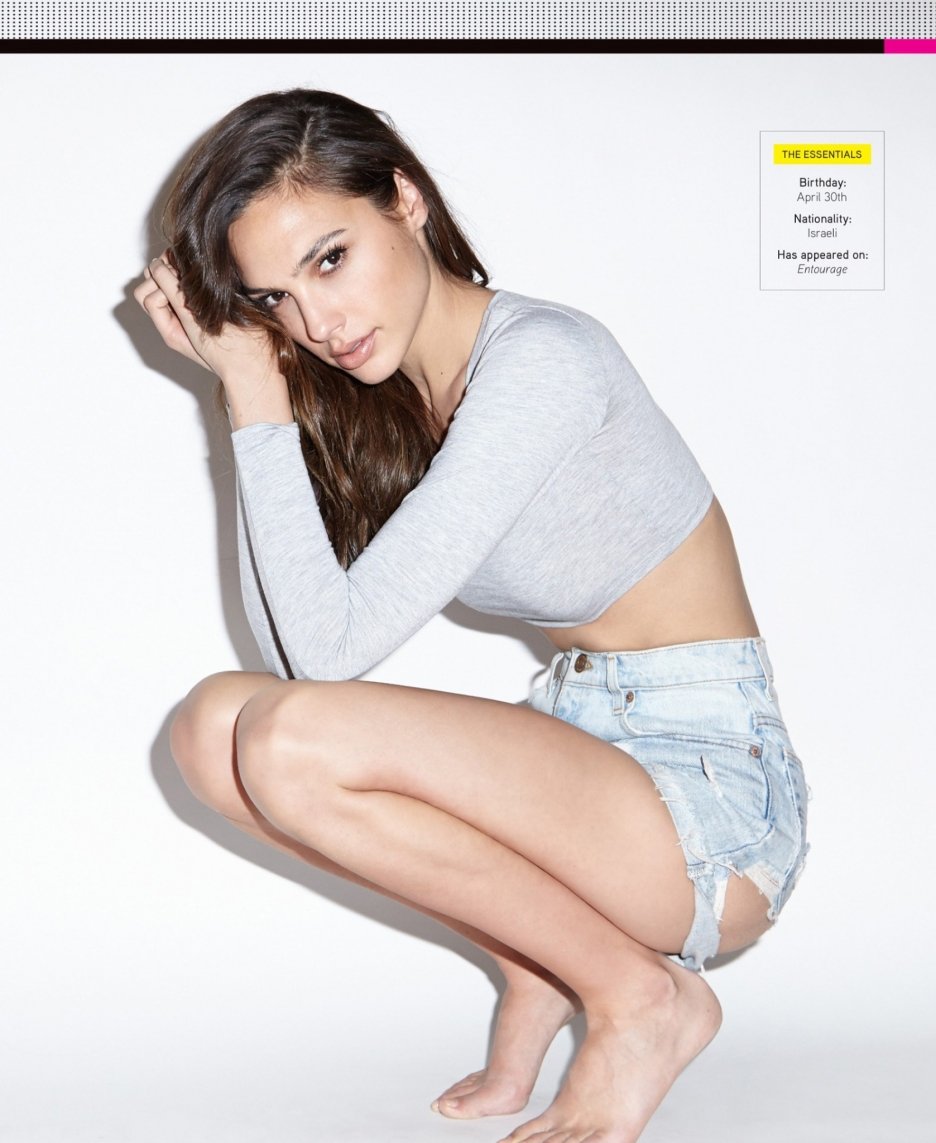 Gal Gadot Leg Photoshoot