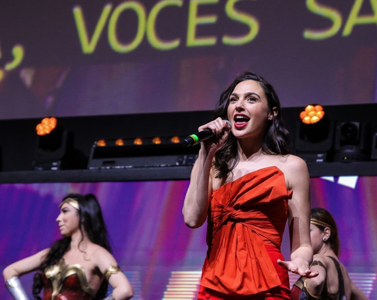 Gal Gadot  Photoshoot