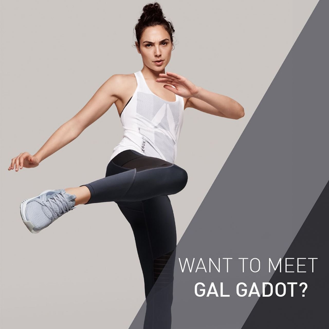 Gal Gadot Leg Photoshoot