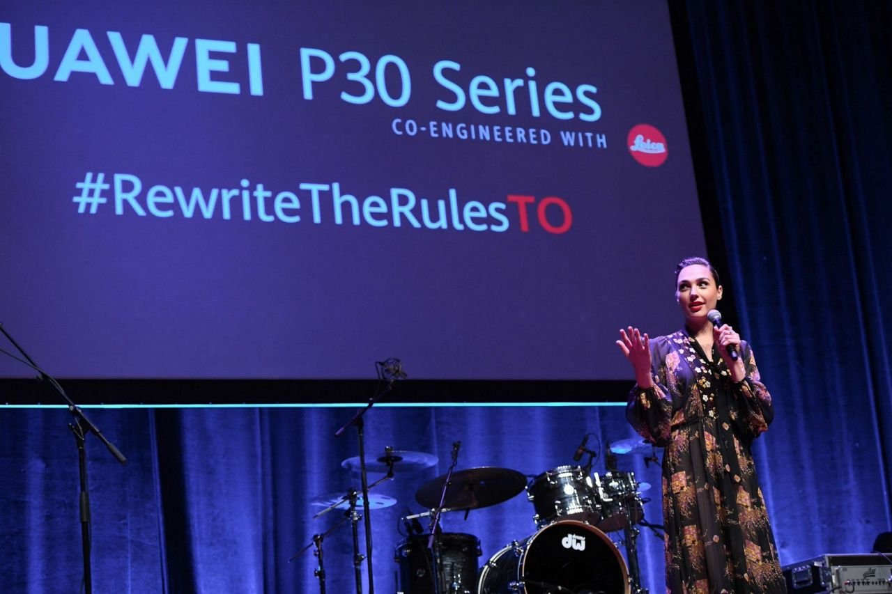 Gal Gadot  Photoshoot