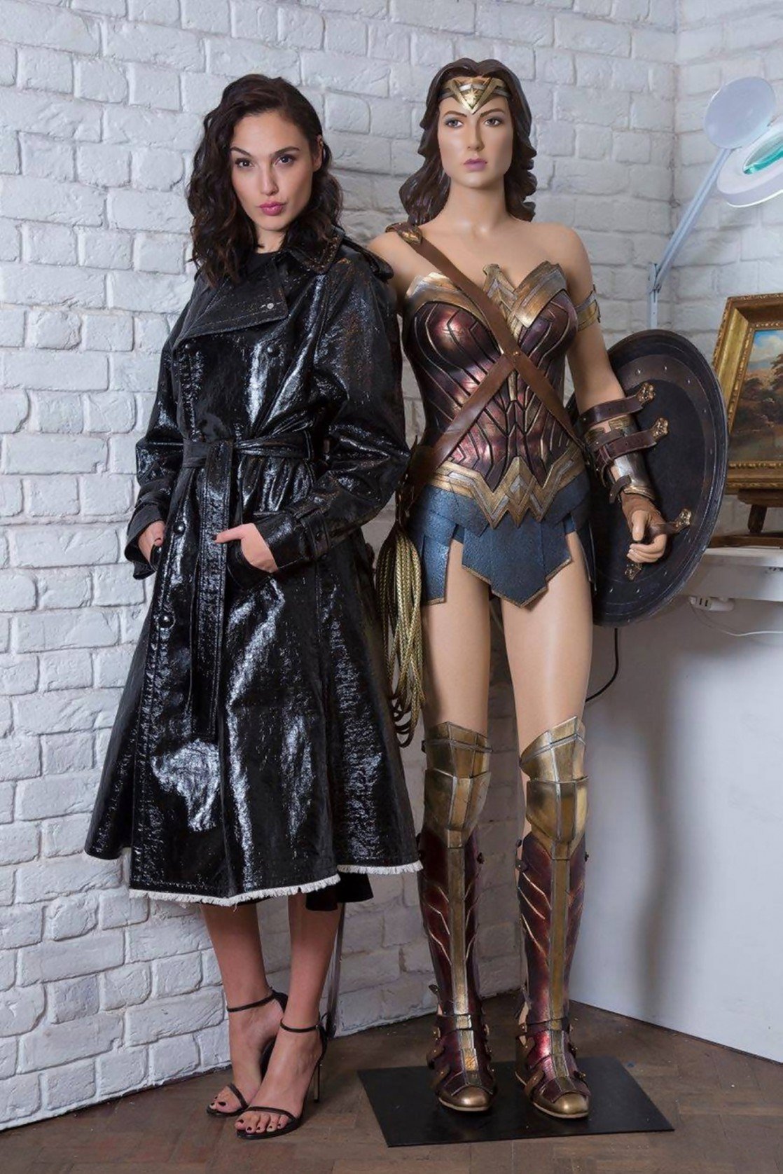 Gal Gadot Leg Photoshoot