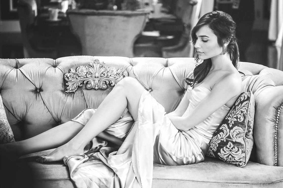 Gal Gadot Leg Photoshoot