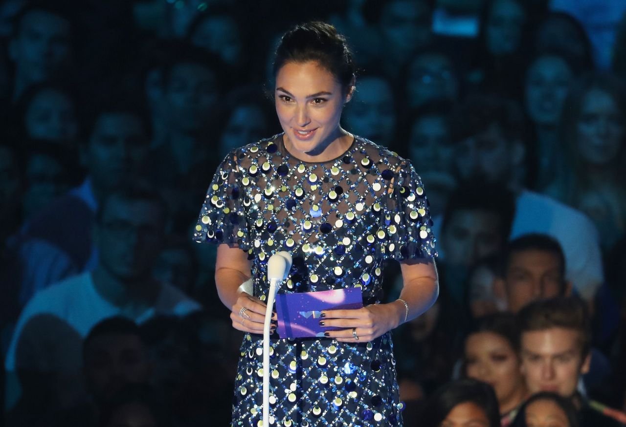 Gal Gadot  Photoshoot