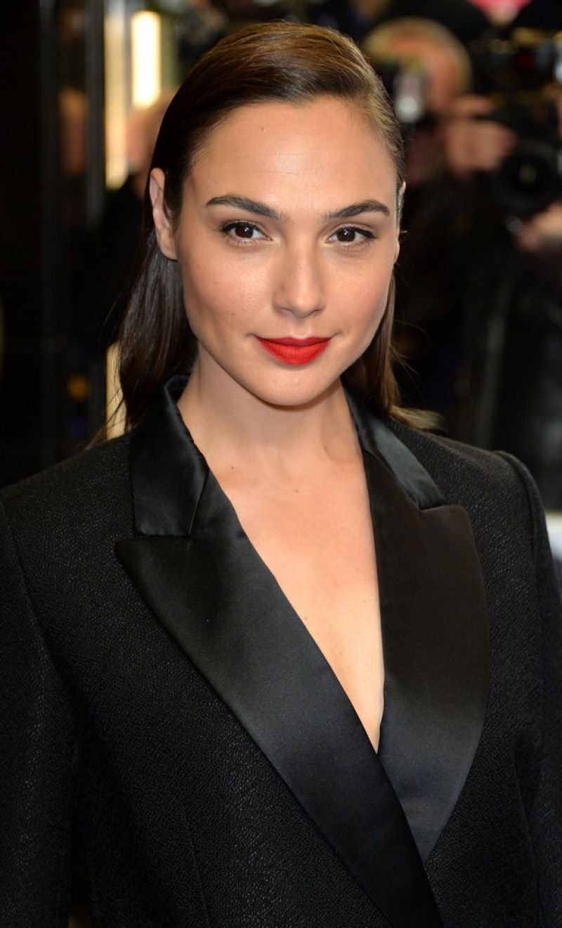 Gal Gadot  Photoshoot