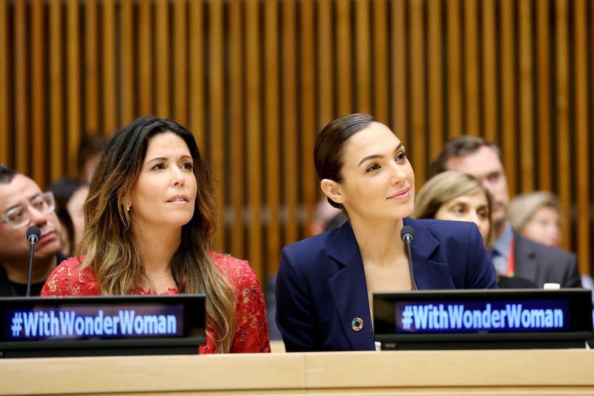 Gal Gadot  Photoshoot