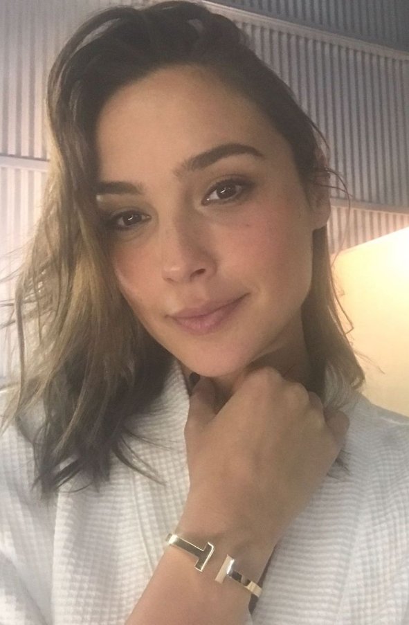 Gal Gadot  Photoshoot