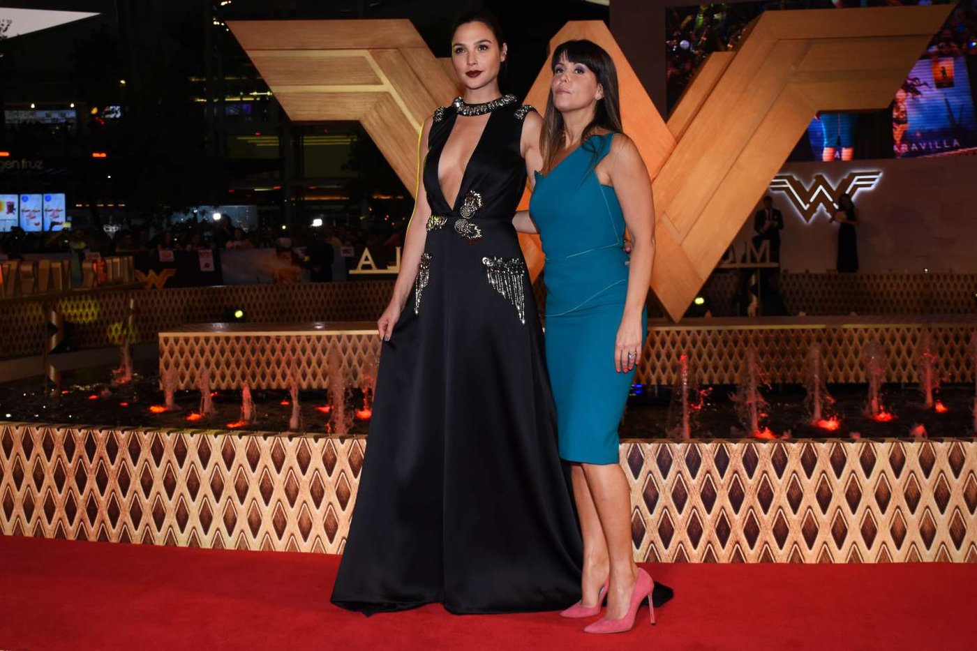 Gal Gadot  Photoshoot