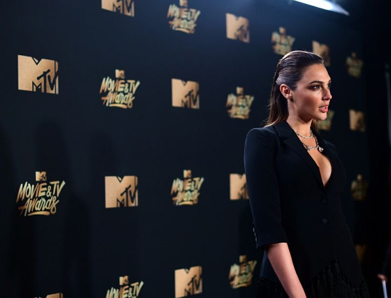 Gal Gadot  Photoshoot