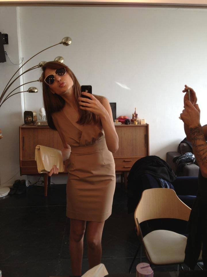 Gal Gadot Leg Photoshoot