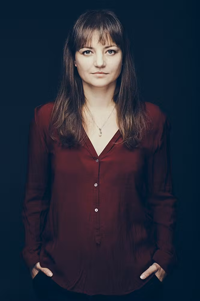 Laura Bro  Photoshoot