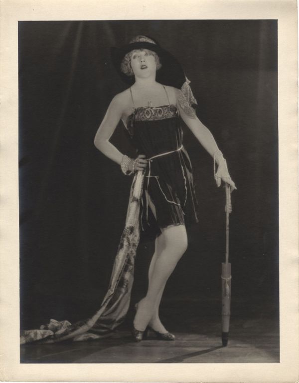 Mae Murray Sexy and Hottest Photos , Latest Pics