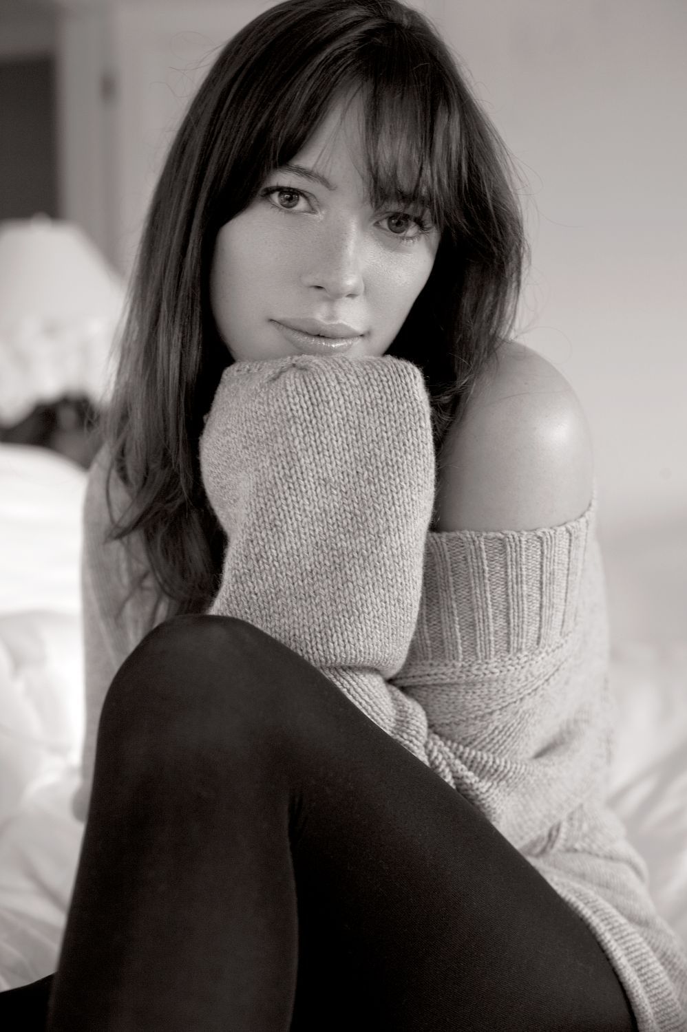 Rebecca Hall Sexy and Hottest Photos , Latest Pics