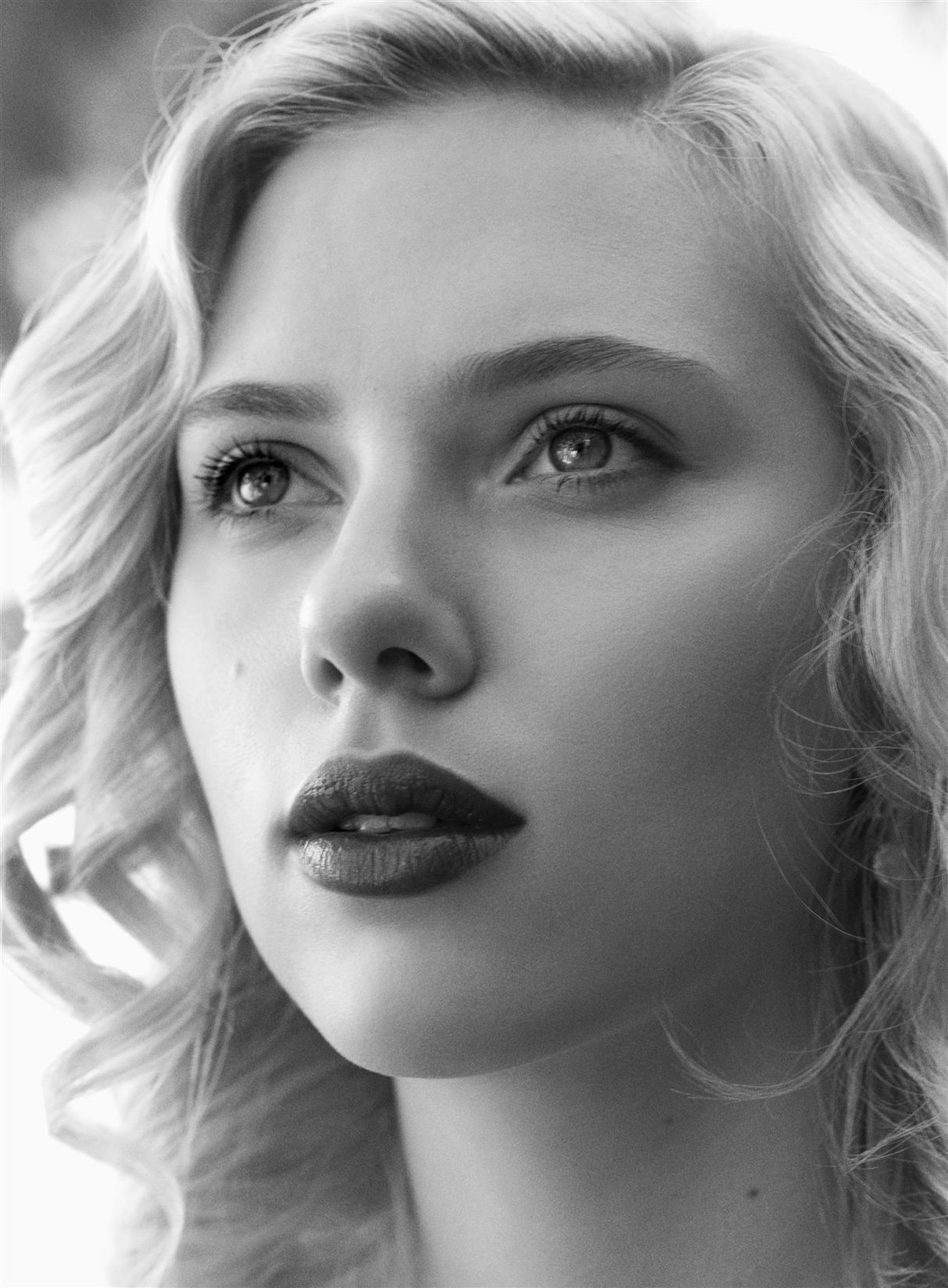 Scarlett Johansson  Photoshoot