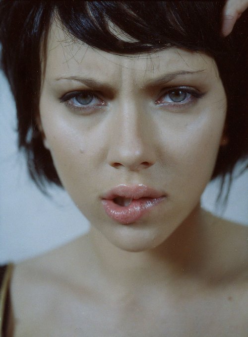 Scarlett Johansson Breast Photoshoot