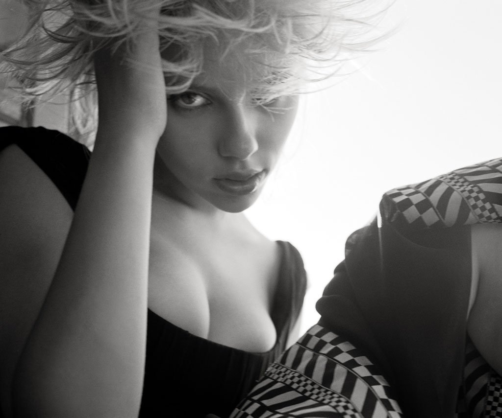 Scarlett Johansson Breast Photoshoot