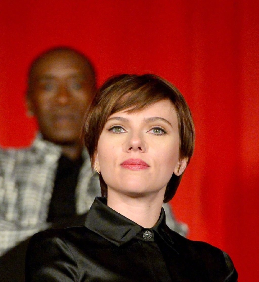 Scarlett Johansson  Photoshoot