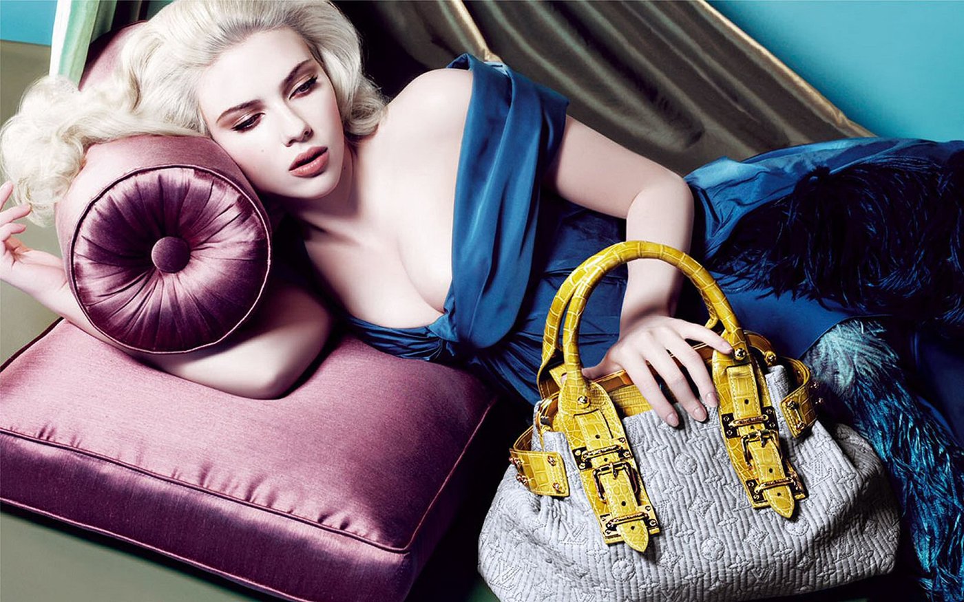 Scarlett Johansson  Photoshoot