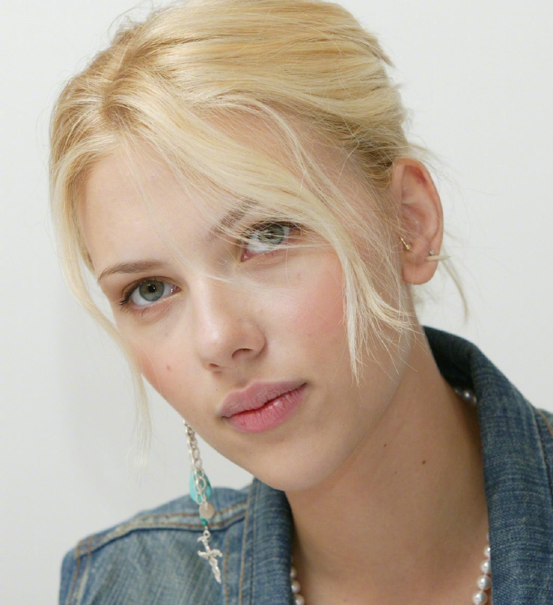 Scarlett Johansson  Photoshoot