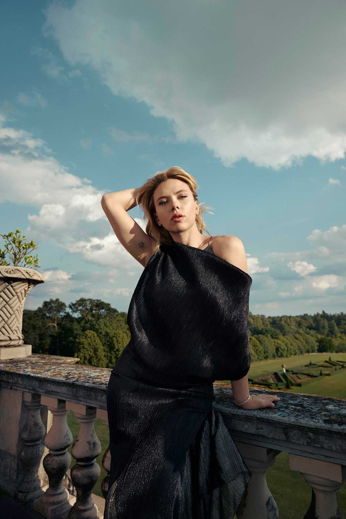 Scarlett Johansson  Photoshoot
