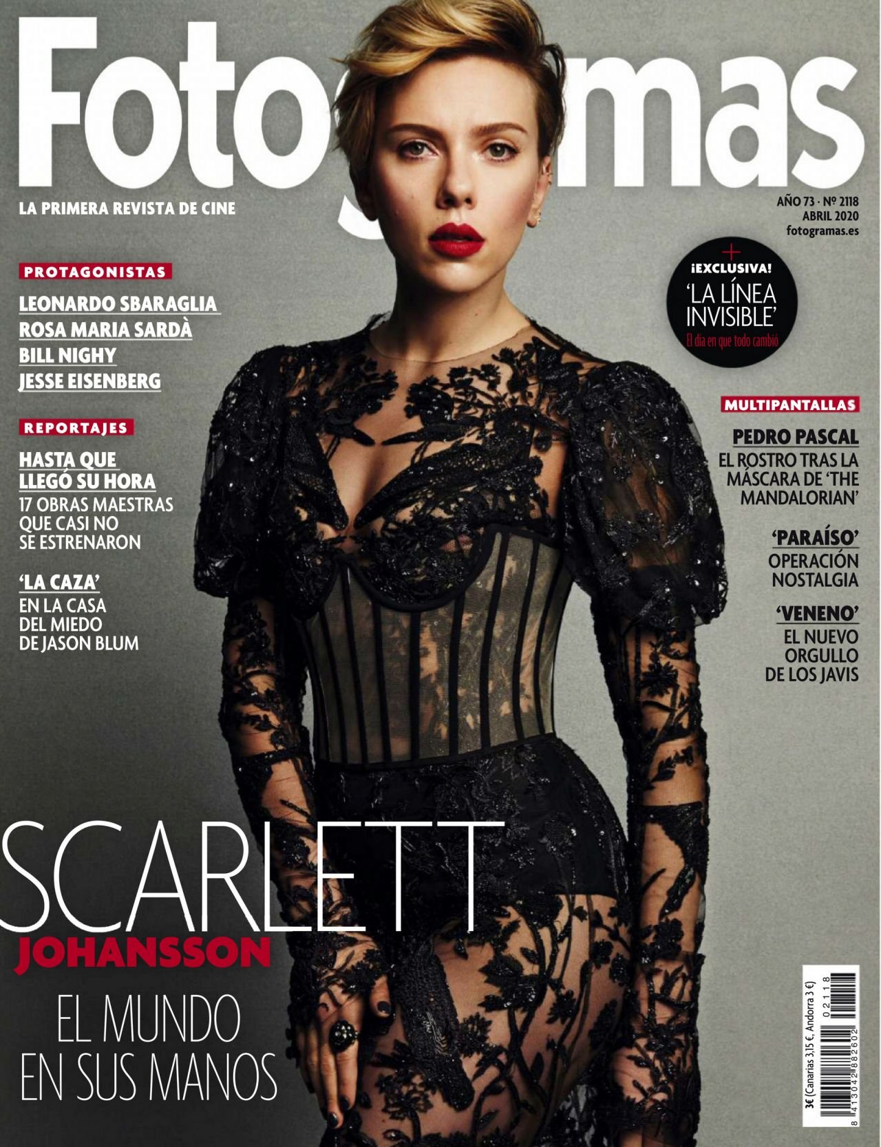 Scarlett Johansson Leg Photoshoot