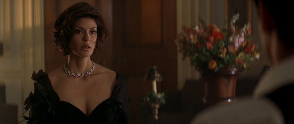 Teri Hatcher Sexy and Hottest Photos , Latest Pics