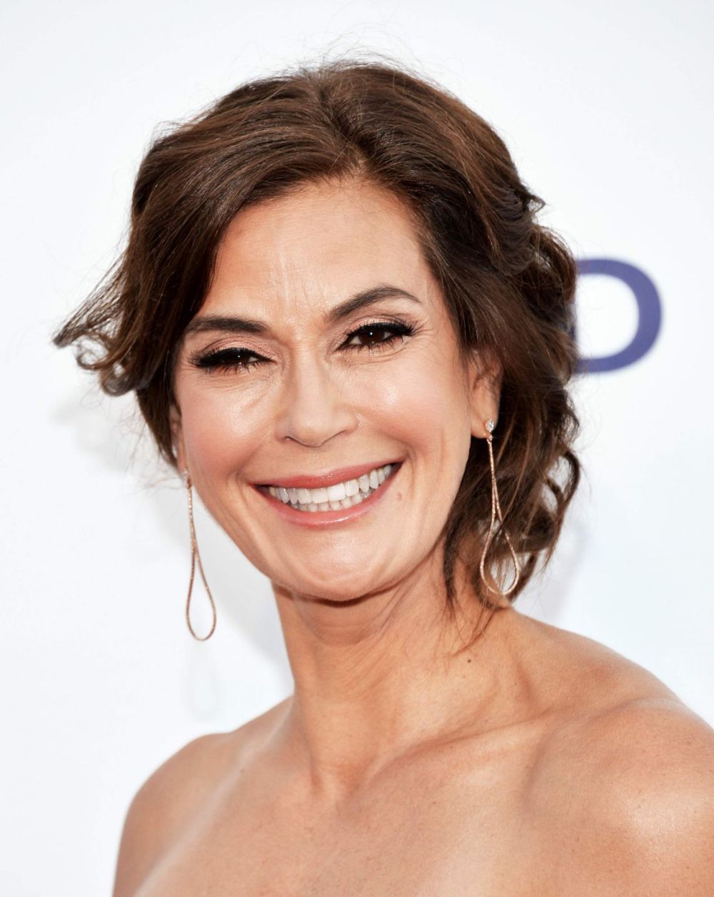 Teri Hatcher Sexy and Hottest Photos , Latest Pics
