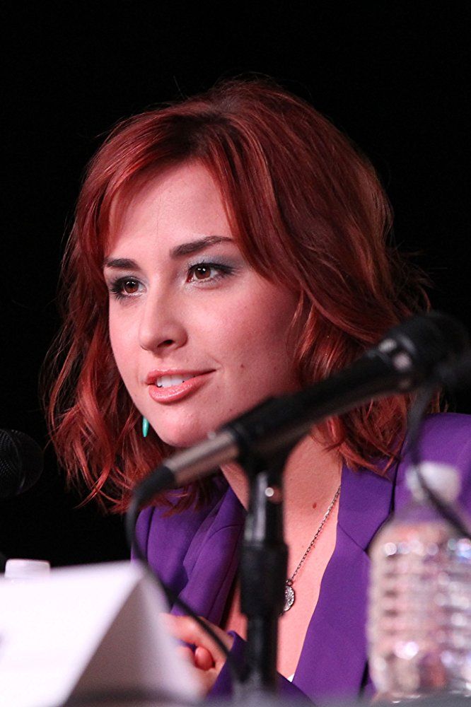 Allison Scagliotti Sexy and Hottest Photos , Latest Pics