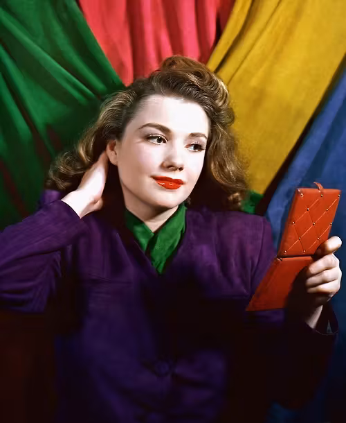 Anne Baxter  Photoshoot