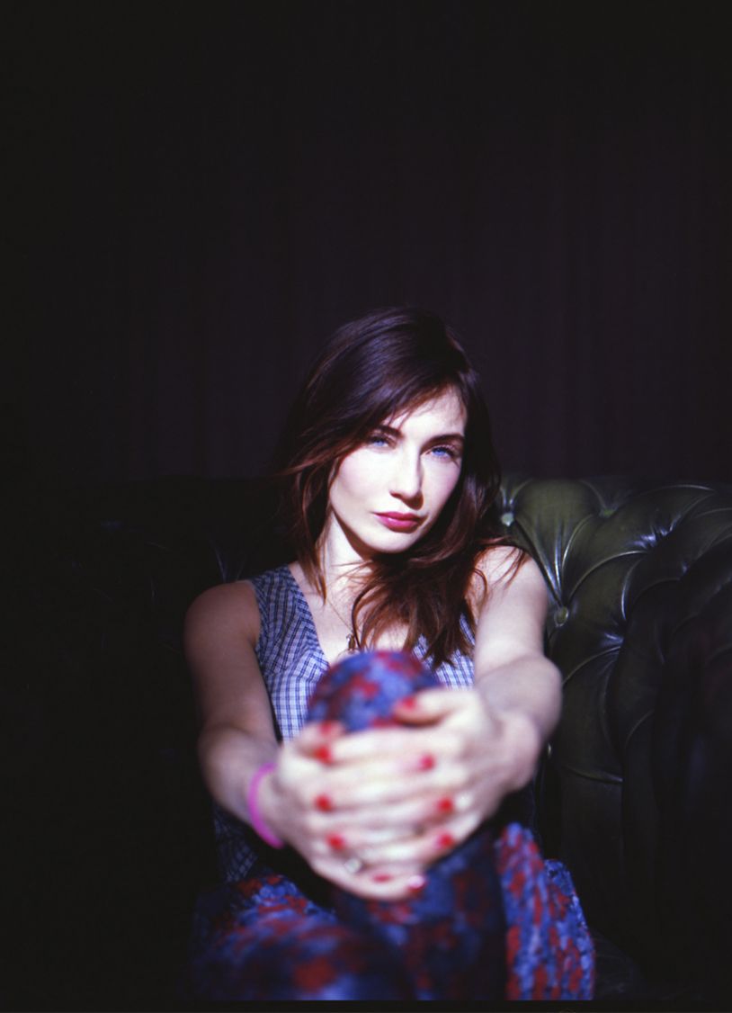Carice van Houten Sexy and Hottest Photos , Latest Pics