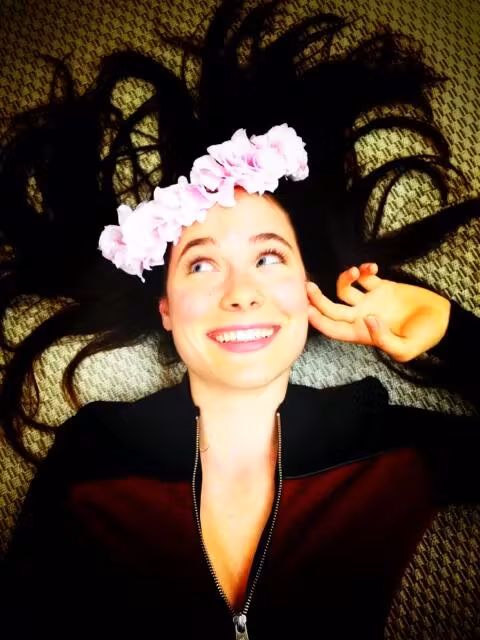 Caroline Dhavernas  Photoshoot