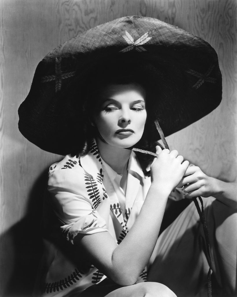 Katharine Hepburn Sexy and Hottest Photos , Latest Pics