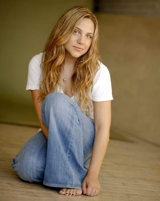 Lauren Collins  Photoshoot