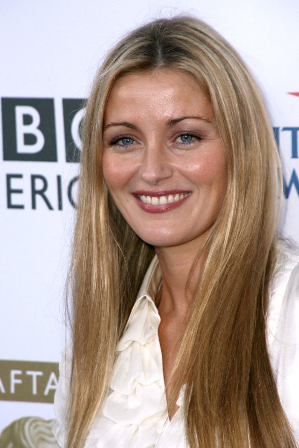 Louise Lombard Sexy and Hottest Photos , Latest Pics