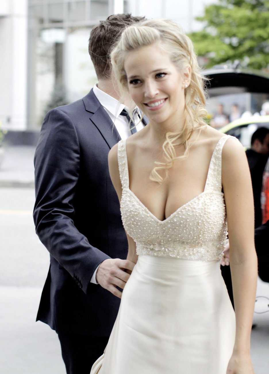 Luisana Lopilato  Photoshoot