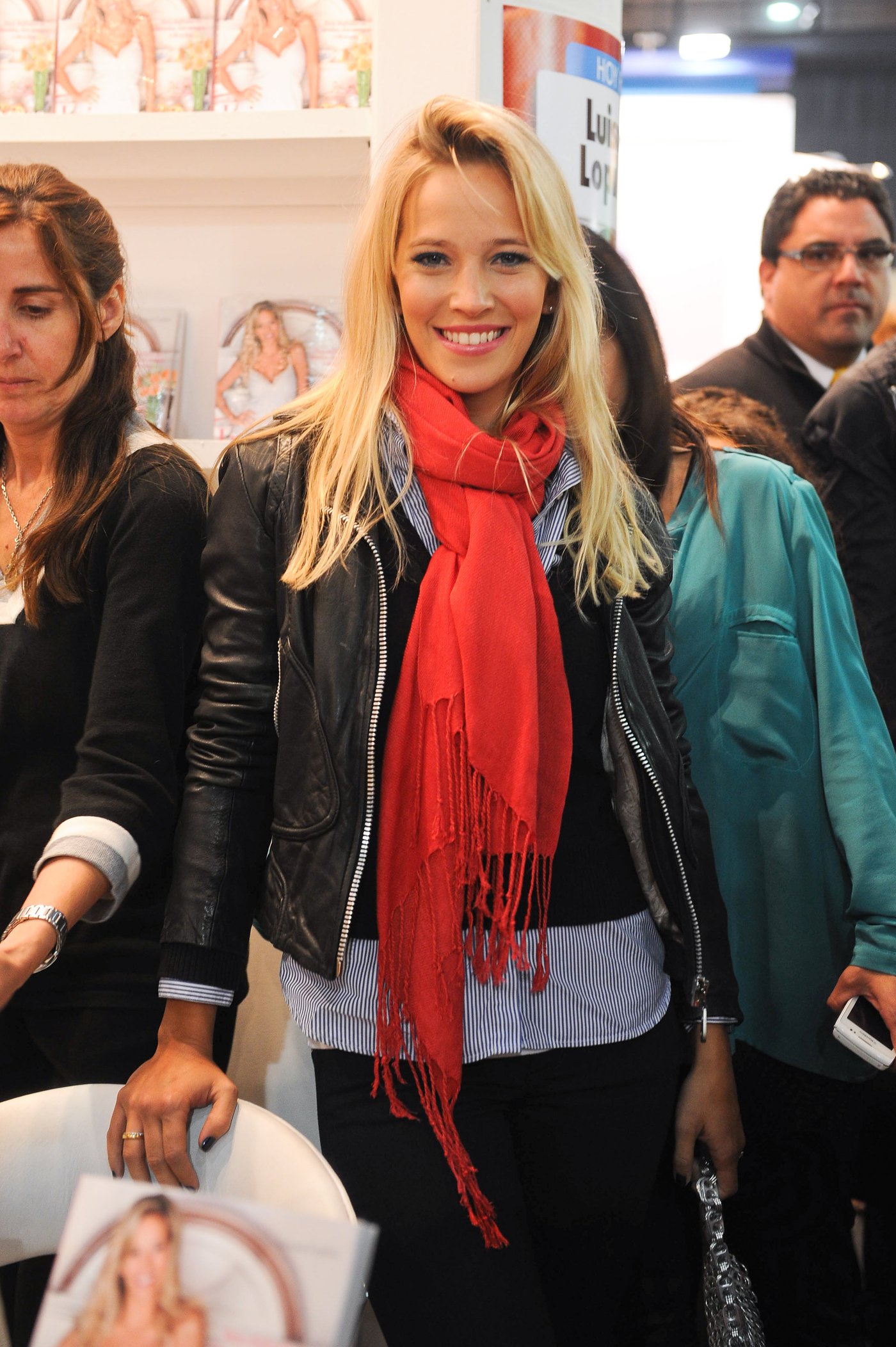 Luisana Lopilato  Photoshoot