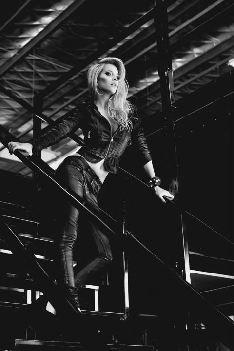 Luisana Lopilato  Photoshoot