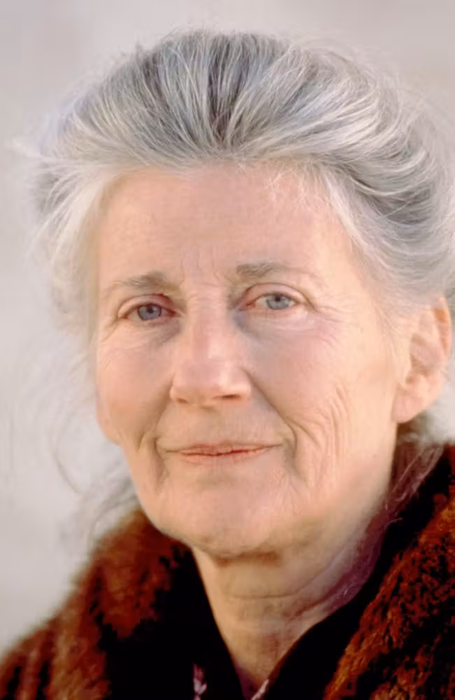 Phyllida Law  Photoshoot