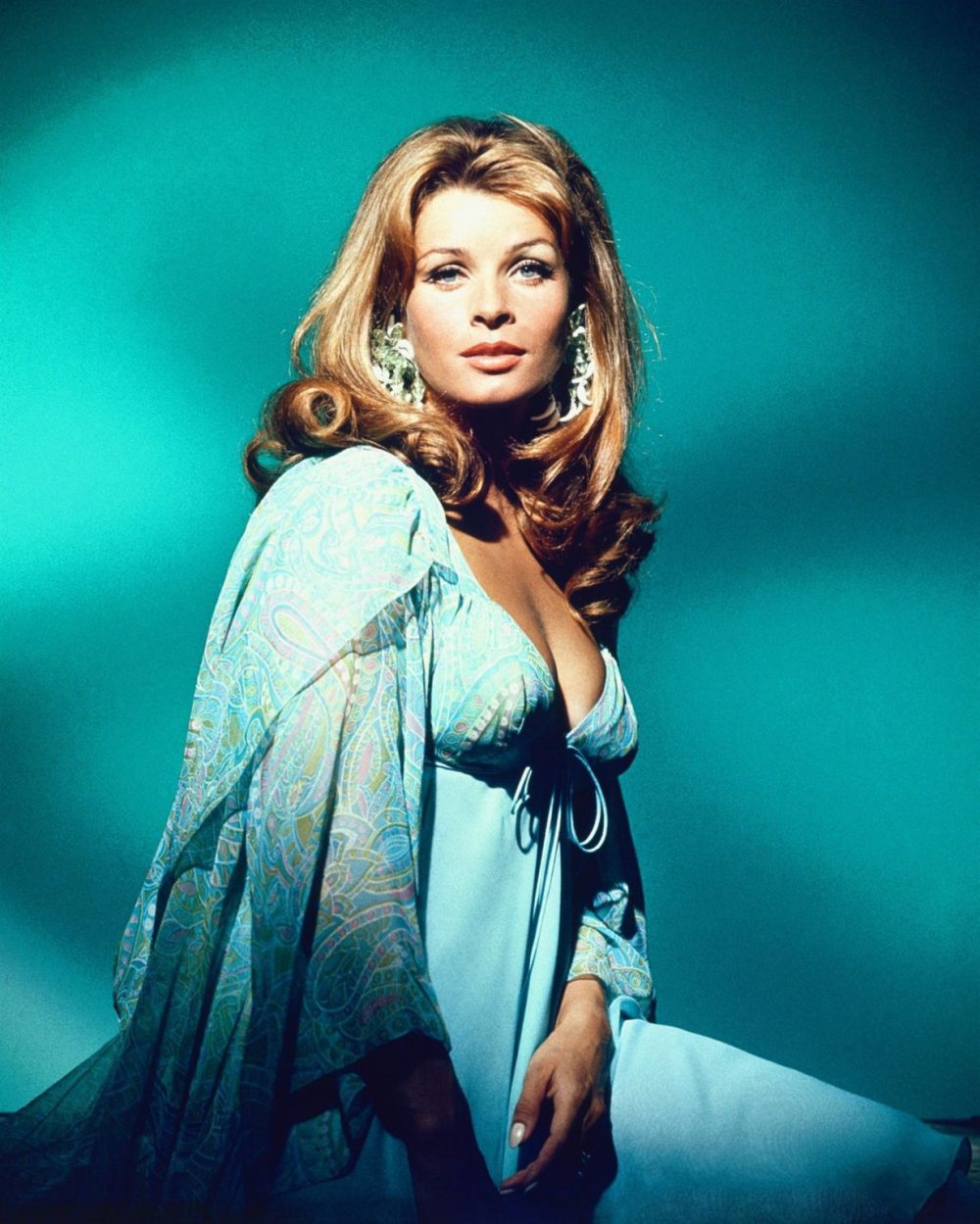 Senta Berger Sexy and Hottest Photos , Latest Pics