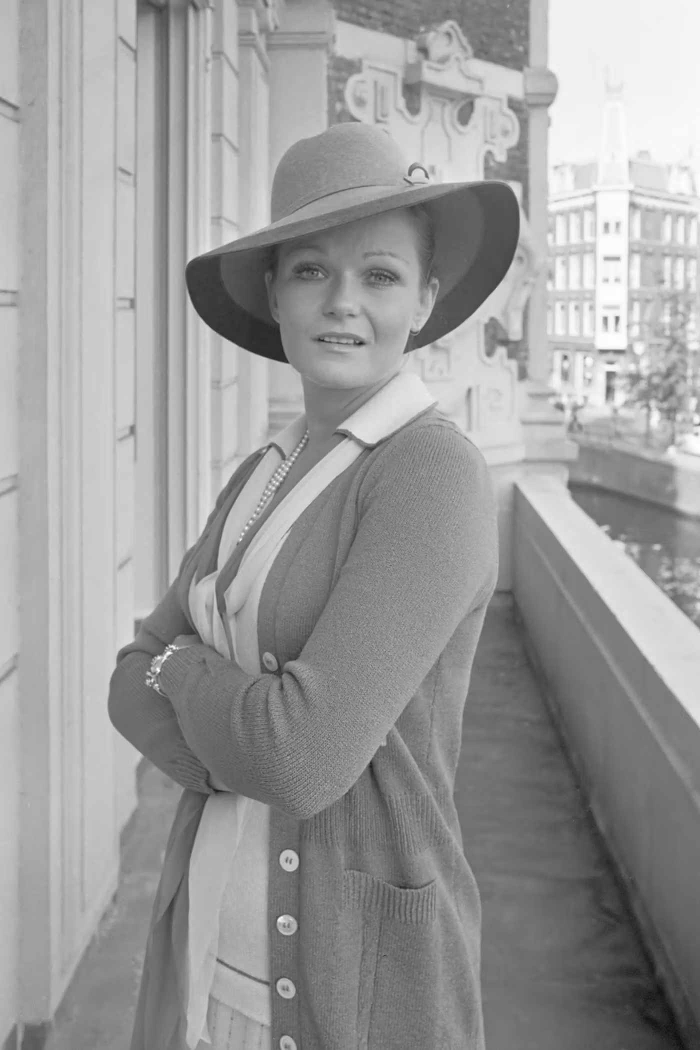 Valerie Perrine  Photoshoot