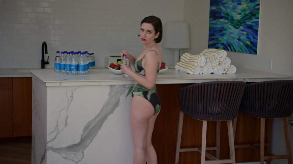 Zoe ListerJones Sexy and Hottest Photos , Latest Pics