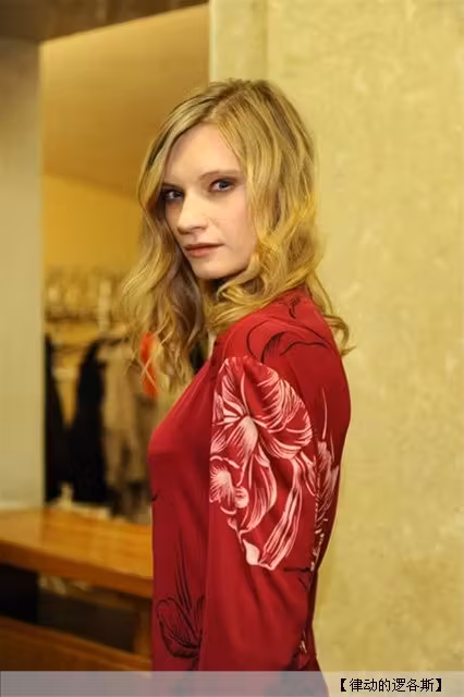 Agata Buzek  Photoshoot