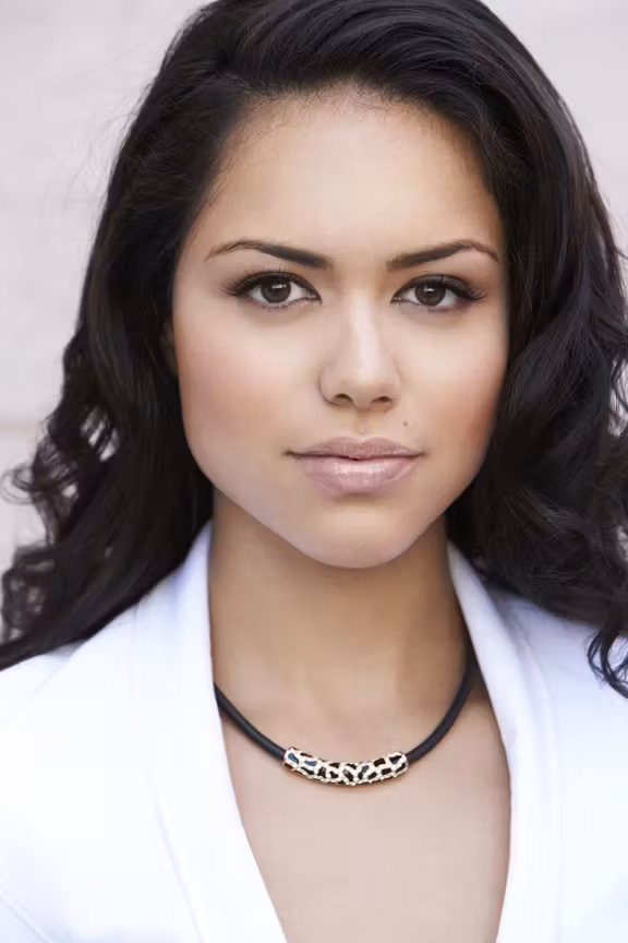 Alyssa Diaz  Photoshoot