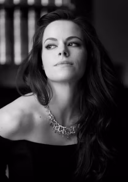 Emily Hampshire  Photoshoot
