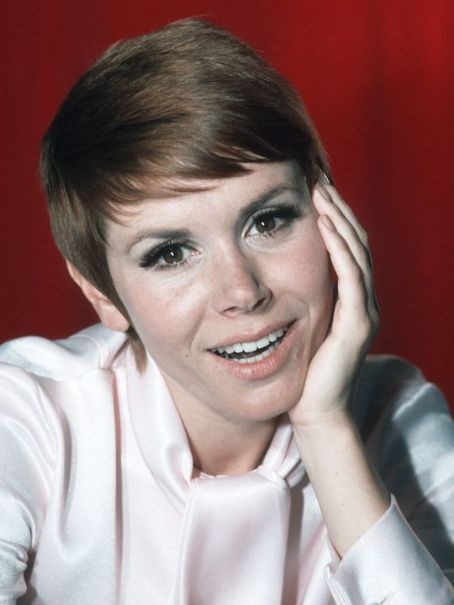 Judy Carne Sexy and Hottest Photos , Latest Pics