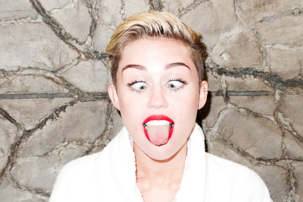 Miley Cyrus Sexy and Hottest Photos , Latest Pics