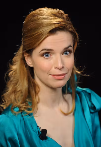 Thekla Reuten  Photoshoot
