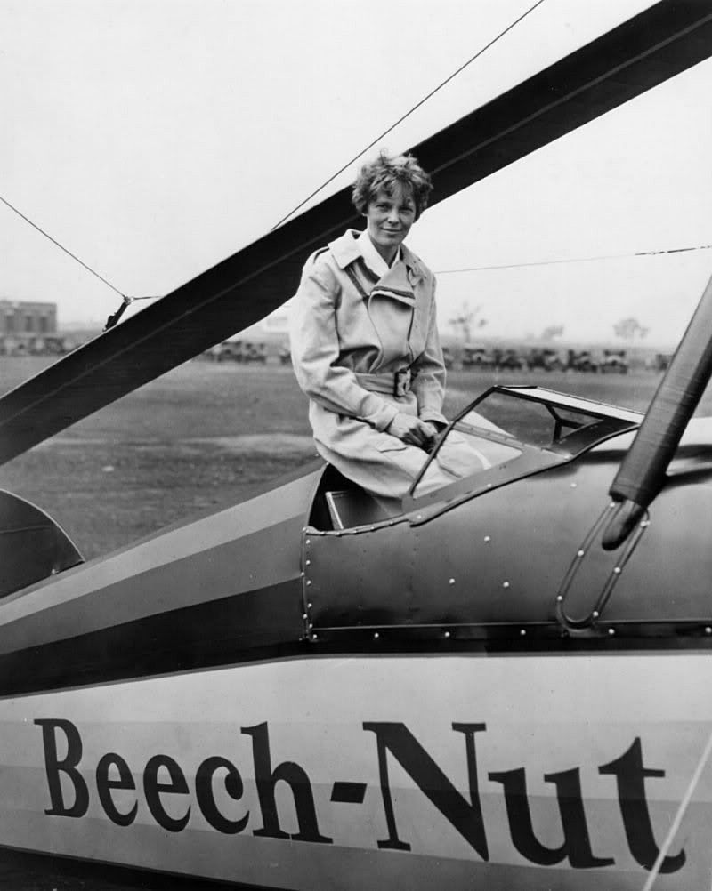 Amelia Earhart Sexy and Hottest Photos , Latest Pics