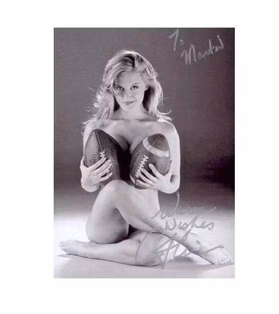 Carrie Anne Fleming  Photoshoot